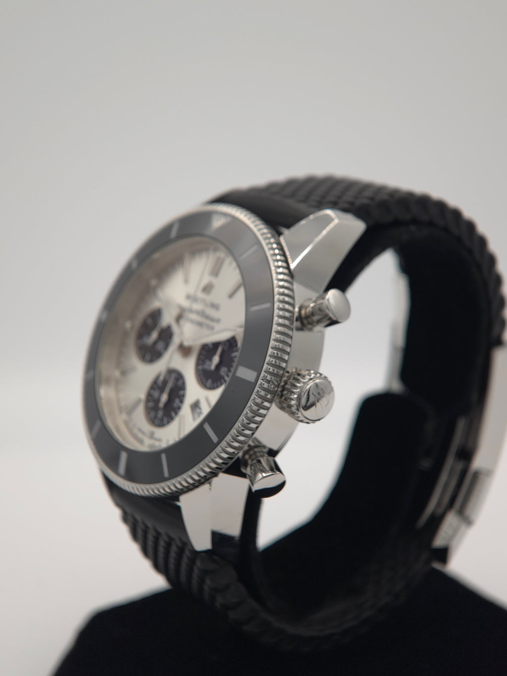 Breitling Superocean Heritage B01 Chronograph 44 Silver Dial Full Set (Ref: AB0162121G1A1)