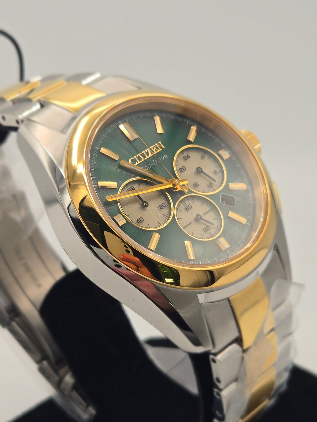 Citizen Sport Luxury Eco-Drive Chronograph 43mm Green Dial (Model CA4684-54X) - Brand New