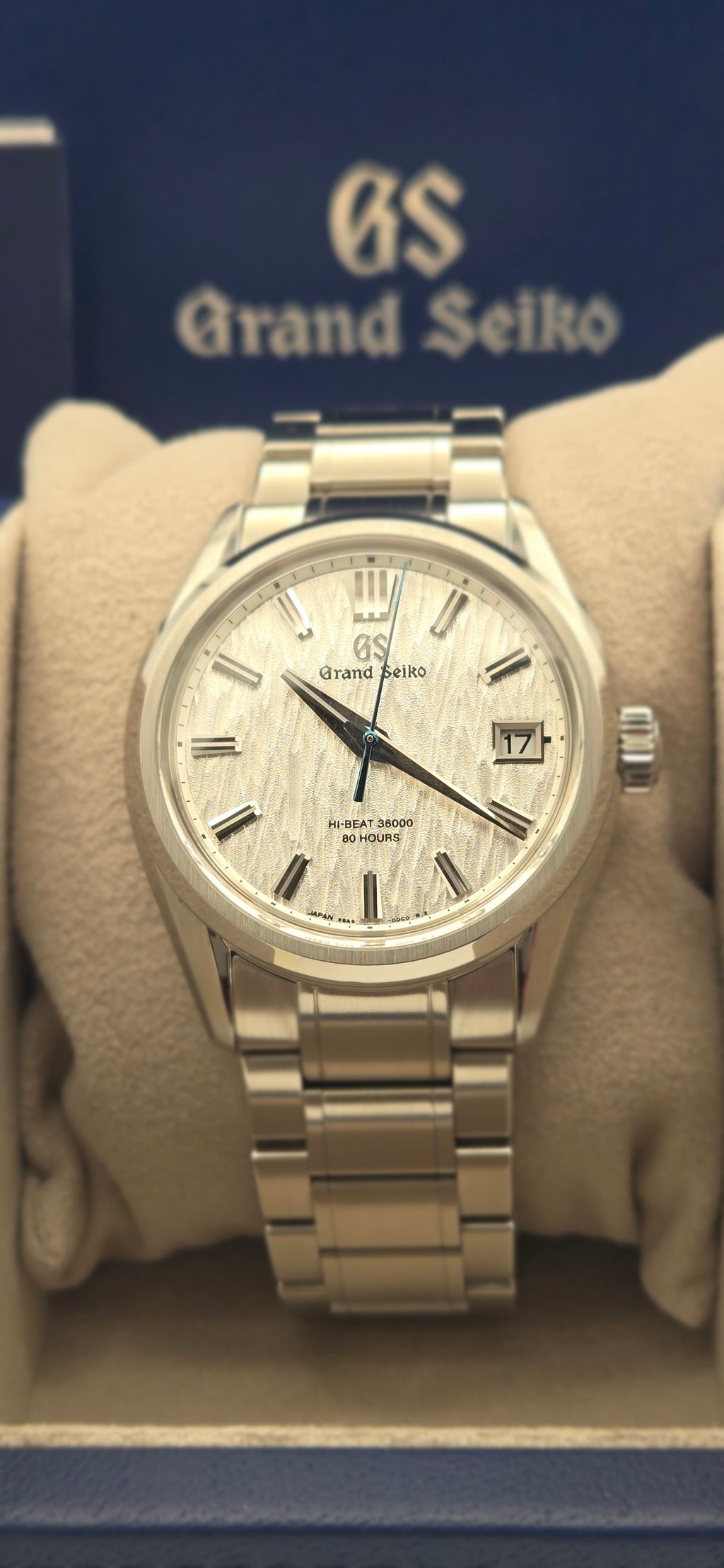 Grand Seiko Evolution 9 "White Birch" Hi-Beat SLGH005 (2025 Full Set + Extra Blue Rubber Strap)