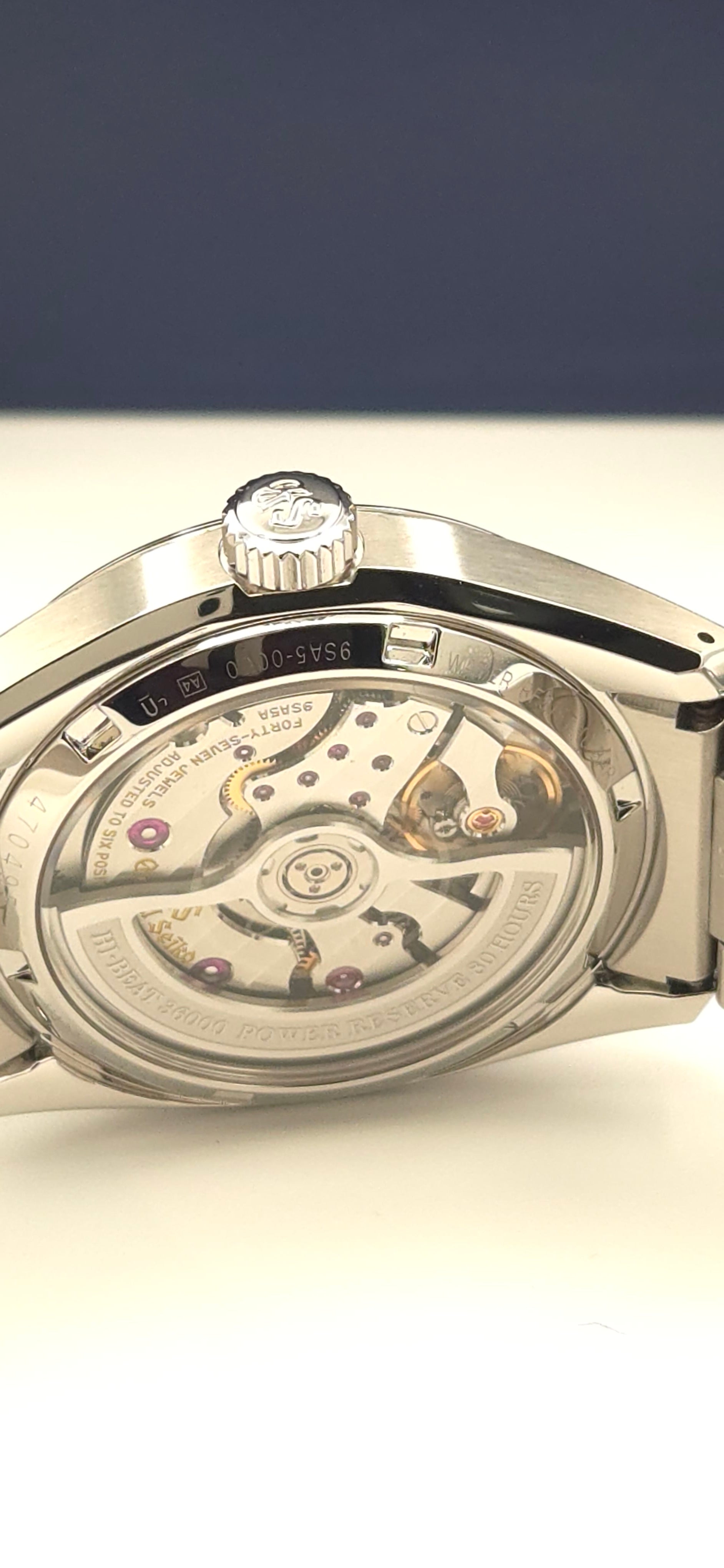 Grand Seiko Evolution 9 "White Birch" Hi-Beat SLGH005 (2025 Full Set + Extra Blue Rubber Strap)