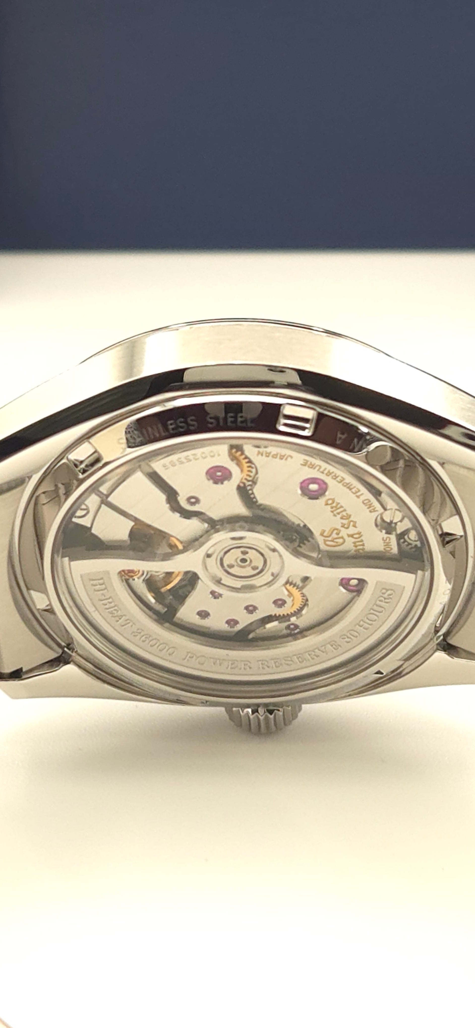 Grand Seiko Evolution 9 "White Birch" Hi-Beat SLGH005 (2025 Full Set + Extra Blue Rubber Strap)