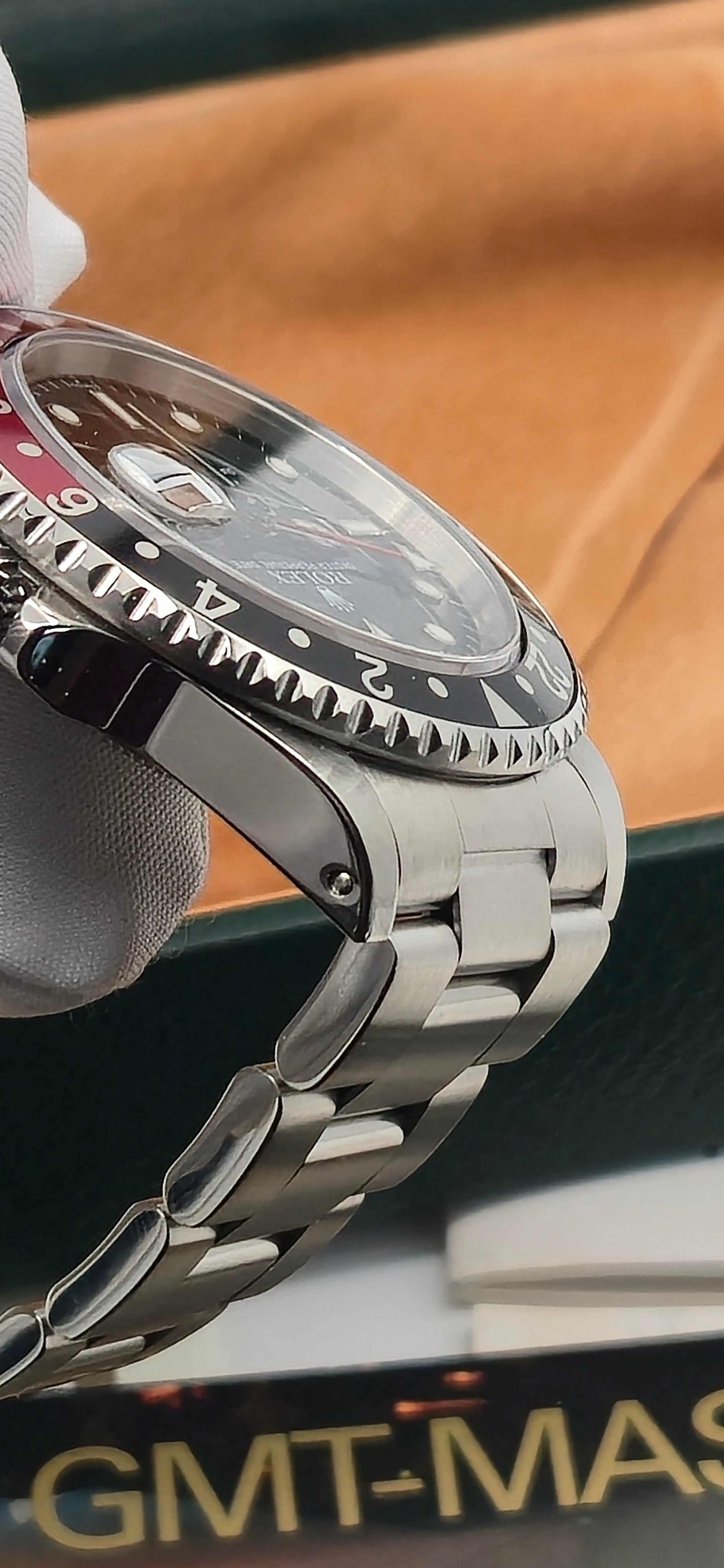 Rolex GMT-Master II "Coke" 16710 (September 2000 Full Set | A-Serial)