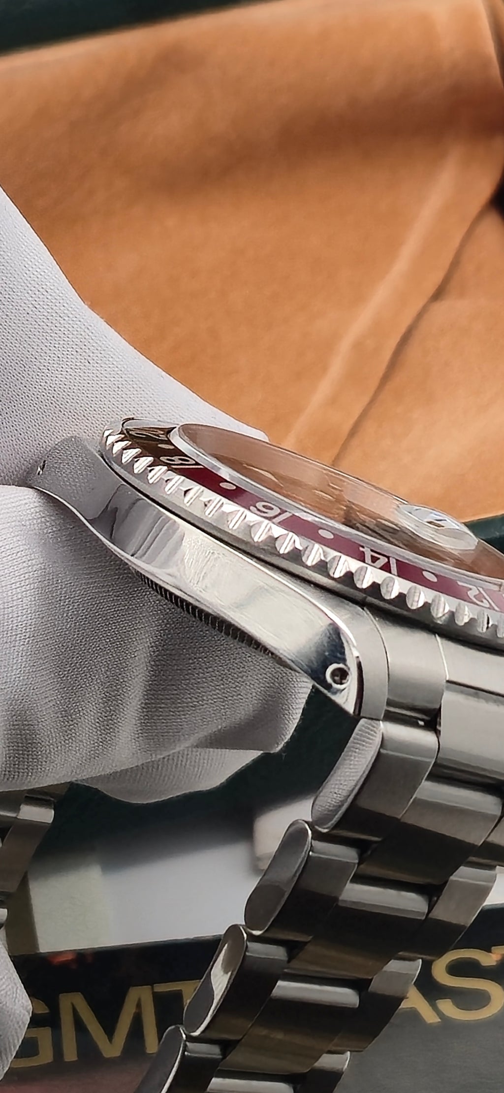 Rolex GMT-Master II "Coke" 16710 (September 2000 Full Set | A-Serial)