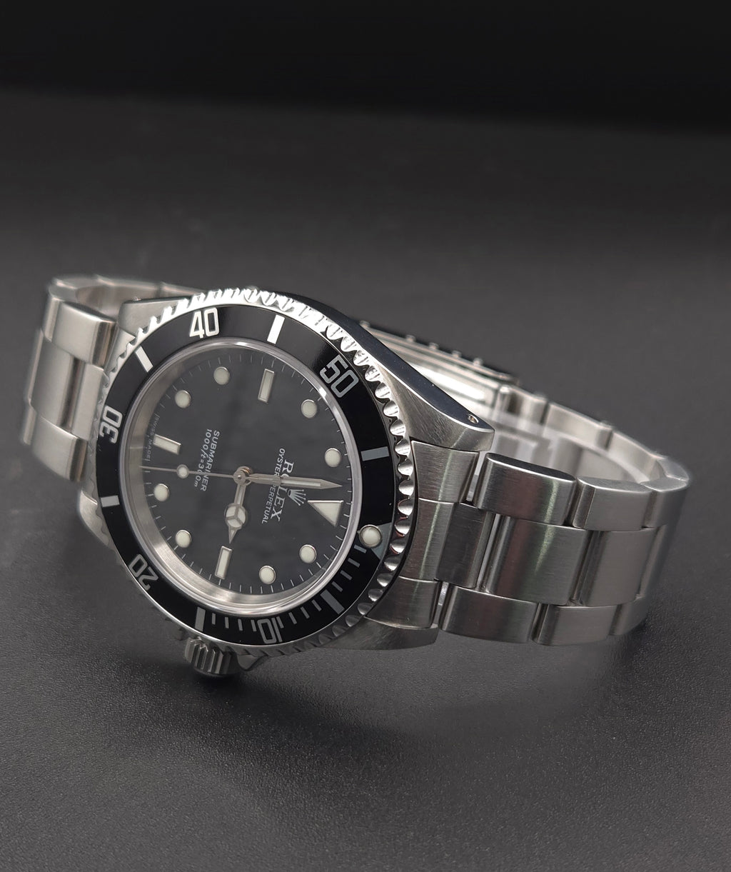 Rolex Submariner No Date 40mm Ref. 14060M (2005 / D-Serial) - Watch Only