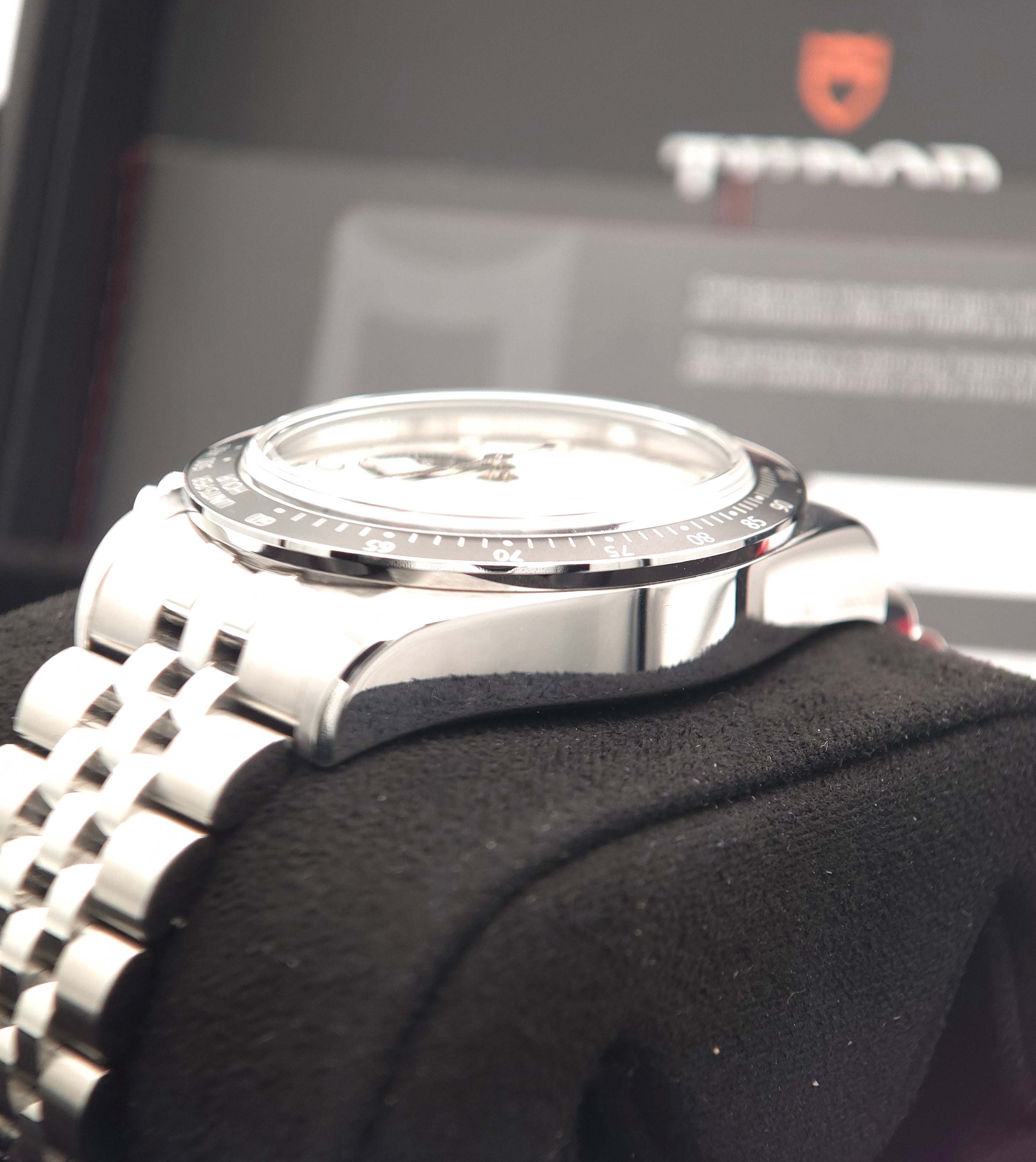 Tudor Black Bay Chrono "Panda" Opaline Dial 41mm 5-Link M79360N-0014 (November 2025 Full Set)