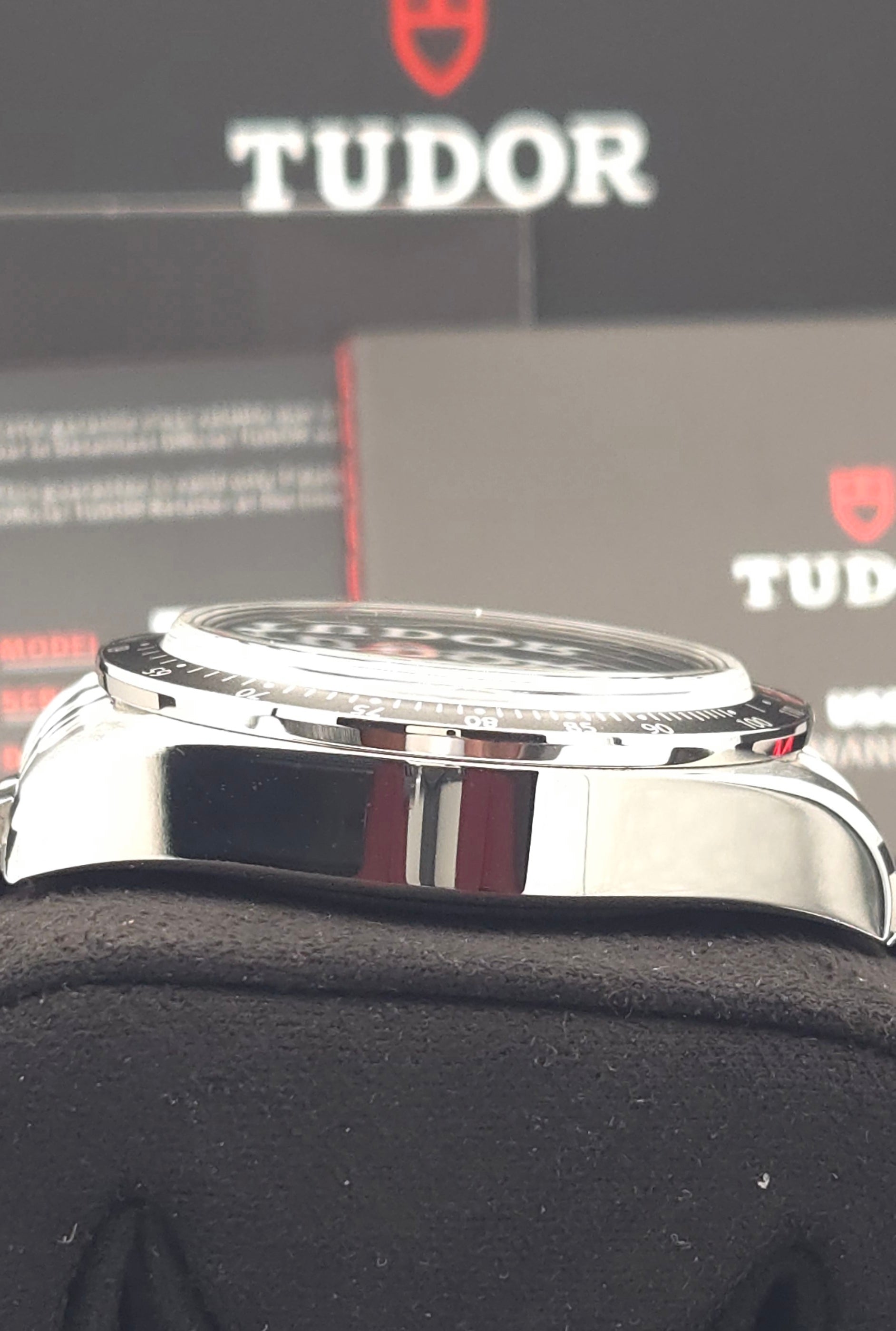 Tudor Black Bay Chrono "Panda" Opaline Dial 41mm 5-Link M79360N-0014 (November 2025 Full Set)
