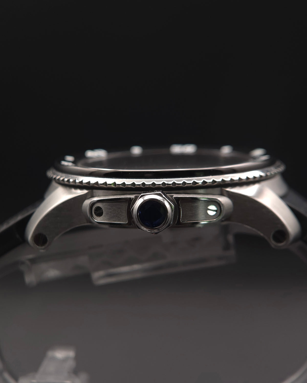 Cartier Calibre de Cartier Diver 42mm Steel Black Dial – Ref. W7100056 (2017 Full Set)
