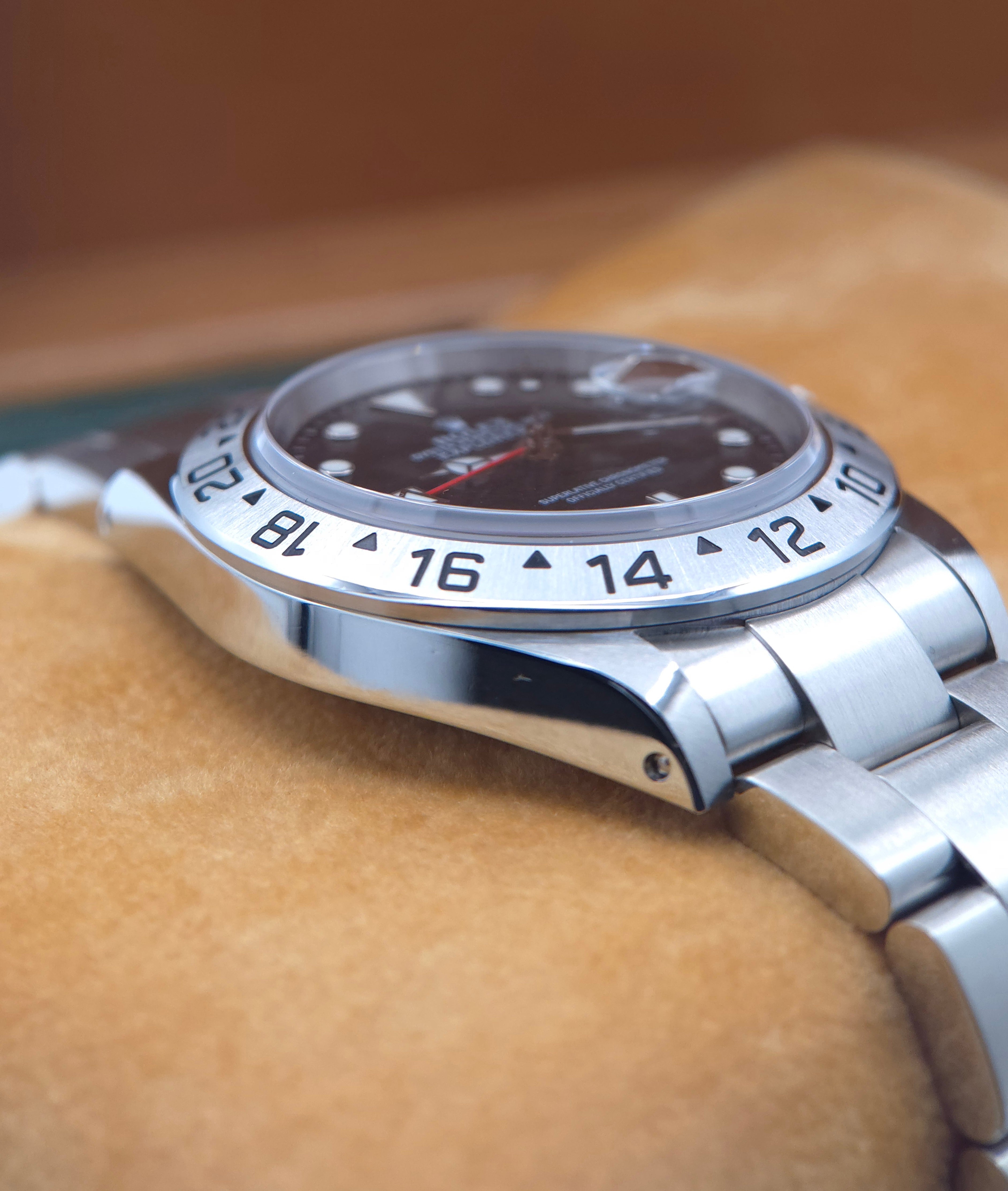 Rolex Explorer II 40mm 16570 Black Dial (July 2000 Full Set | A-Serial)