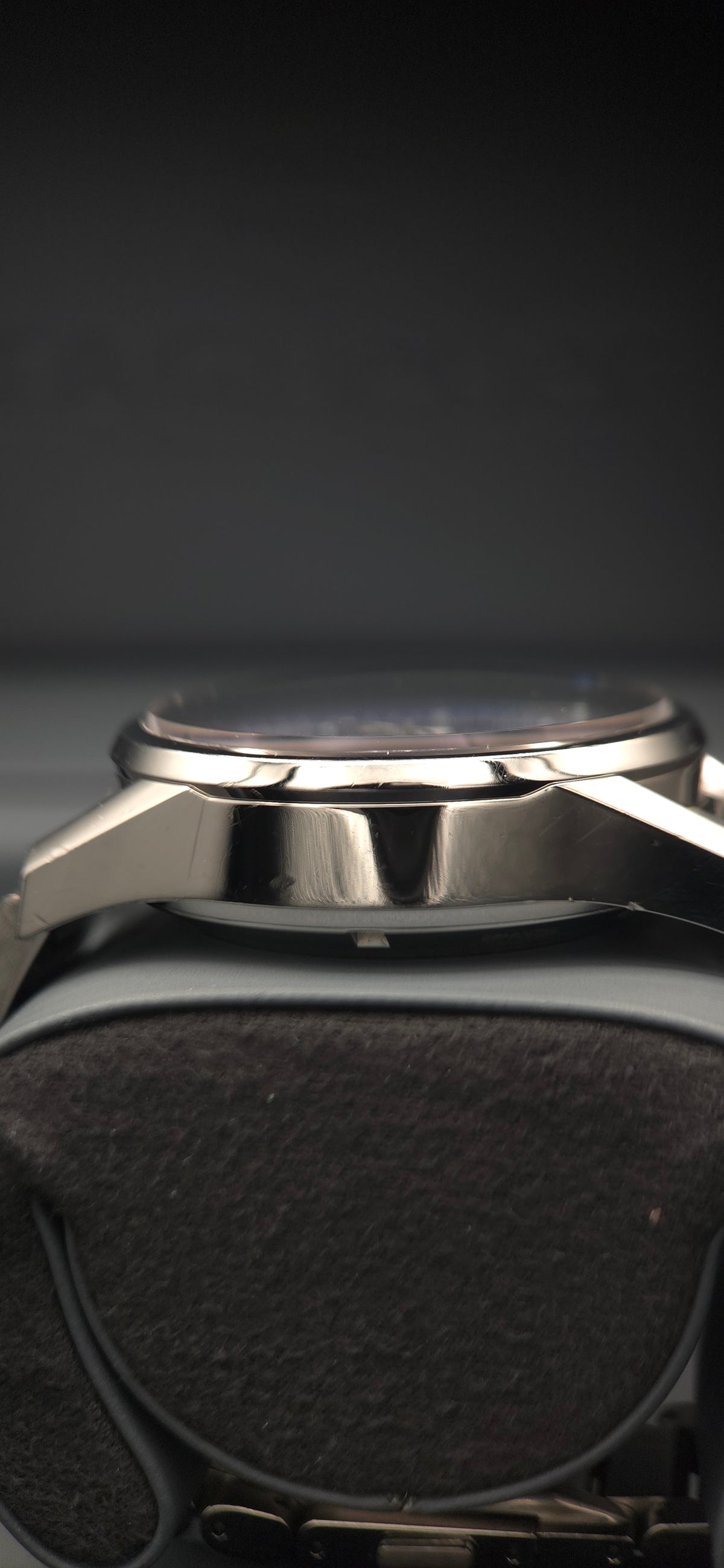 TAG Heuer Carrera Calibre 16 Chronograph 41mm Blue Dial CBK2112.BA0715 (Box & Papers)