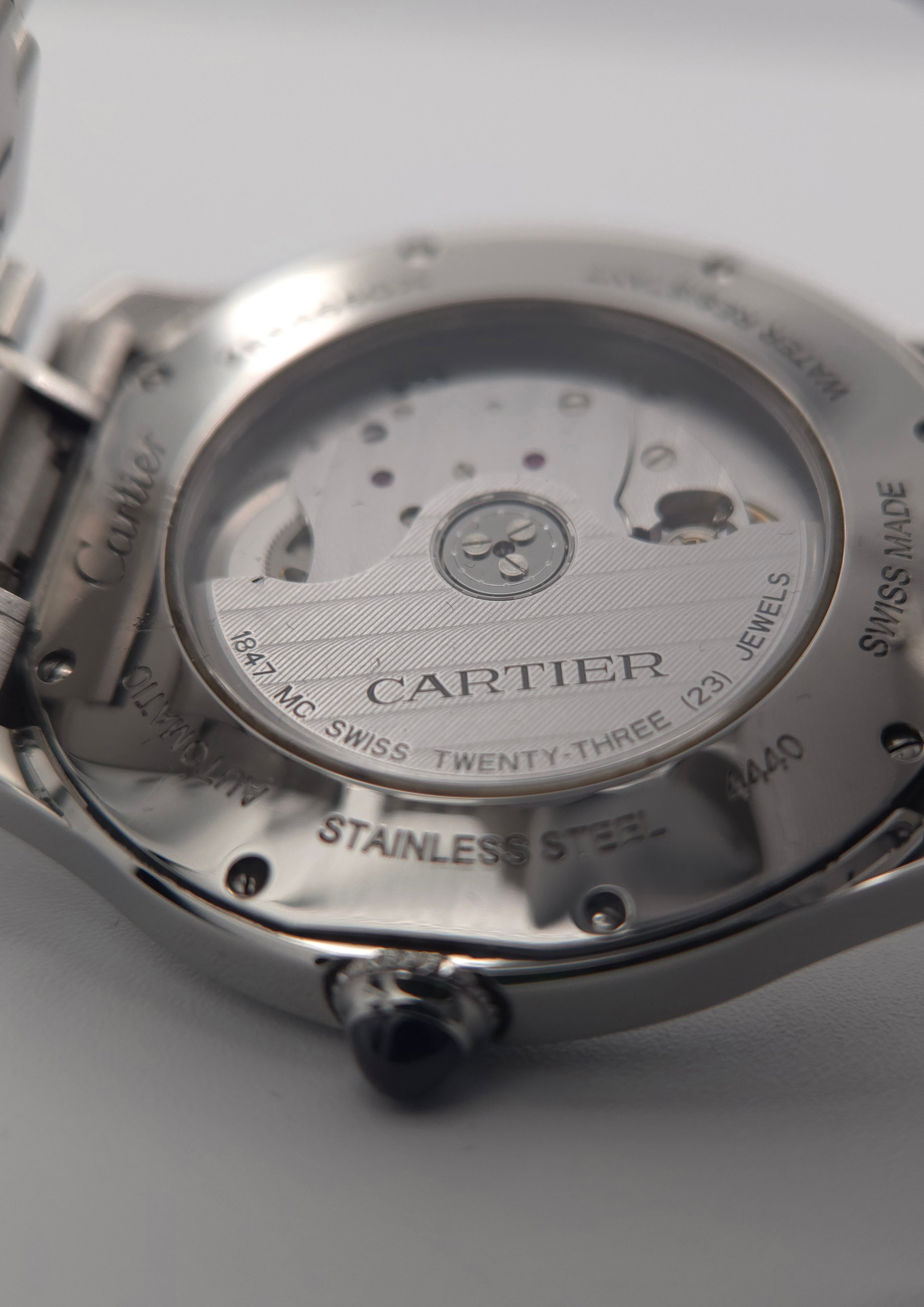Cartier Ronde Must de Cartier 40mm White Dial WSRN0035 (2022 Warranty Card Only)