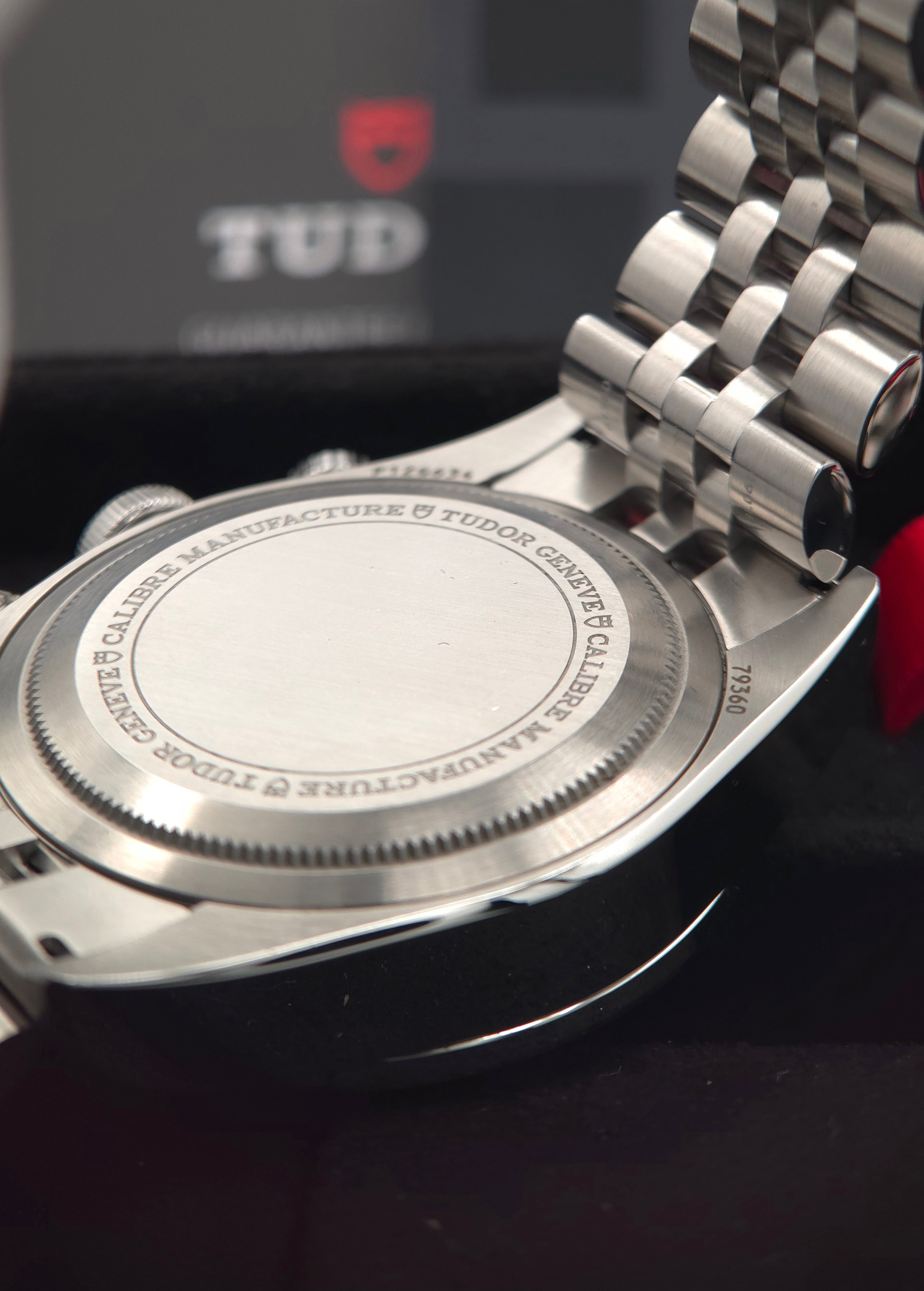 Tudor Black Bay Chrono "Panda" Opaline Dial 41mm 5-Link M79360N-0014 (November 2025 Full Set)