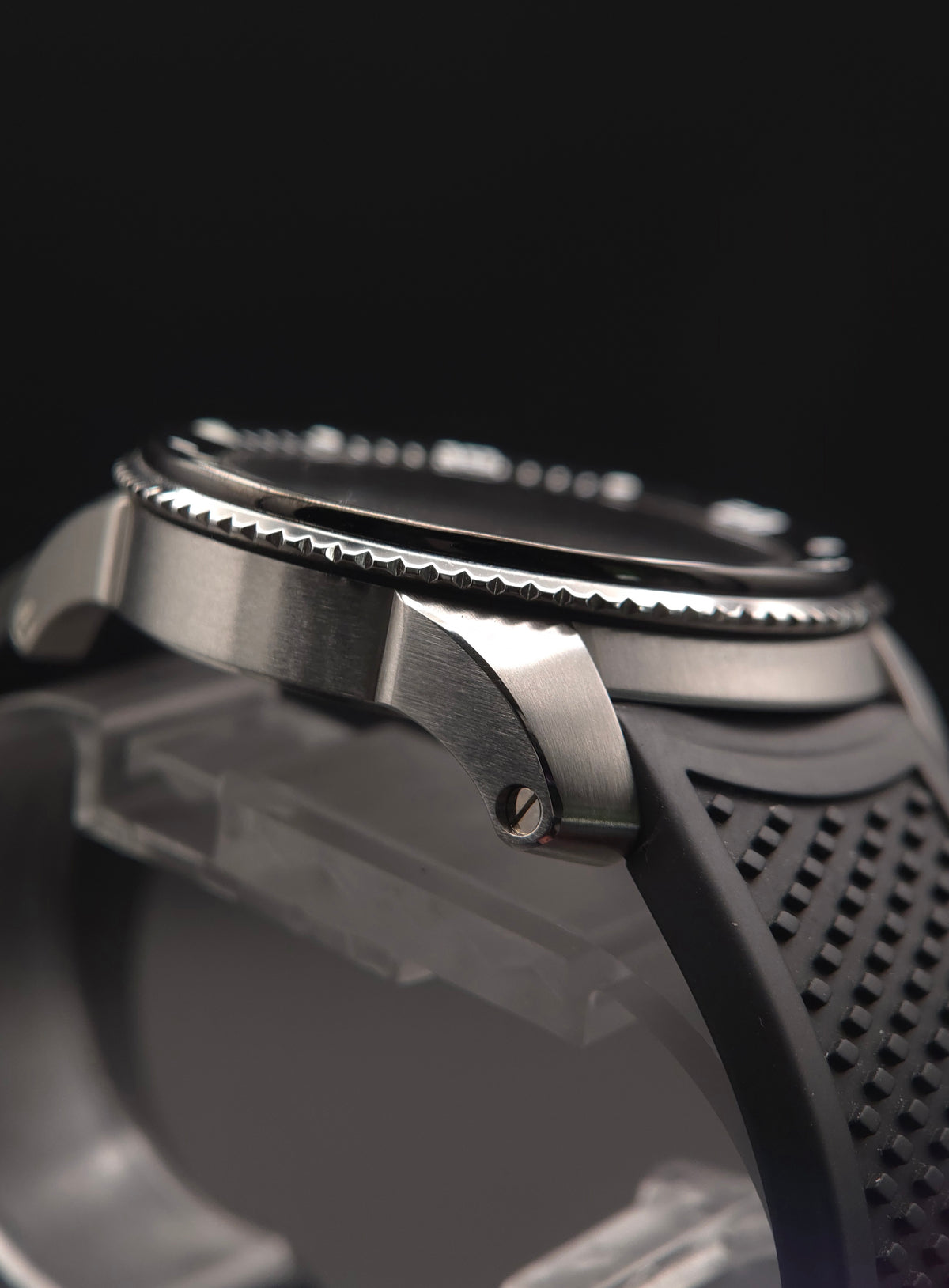 Cartier Calibre de Cartier Diver 42mm Steel Black Dial – Ref. W7100056 (2017 Full Set)