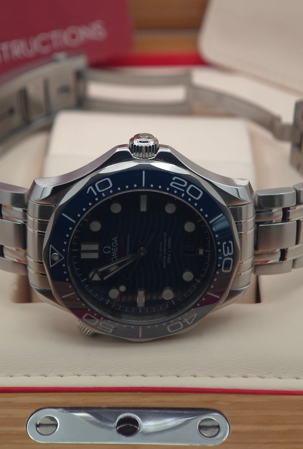 Omega Seamaster Diver 300M 42mm Blue Wave Dial 210.30.42.20.03.001 (2023 Box & Papers)