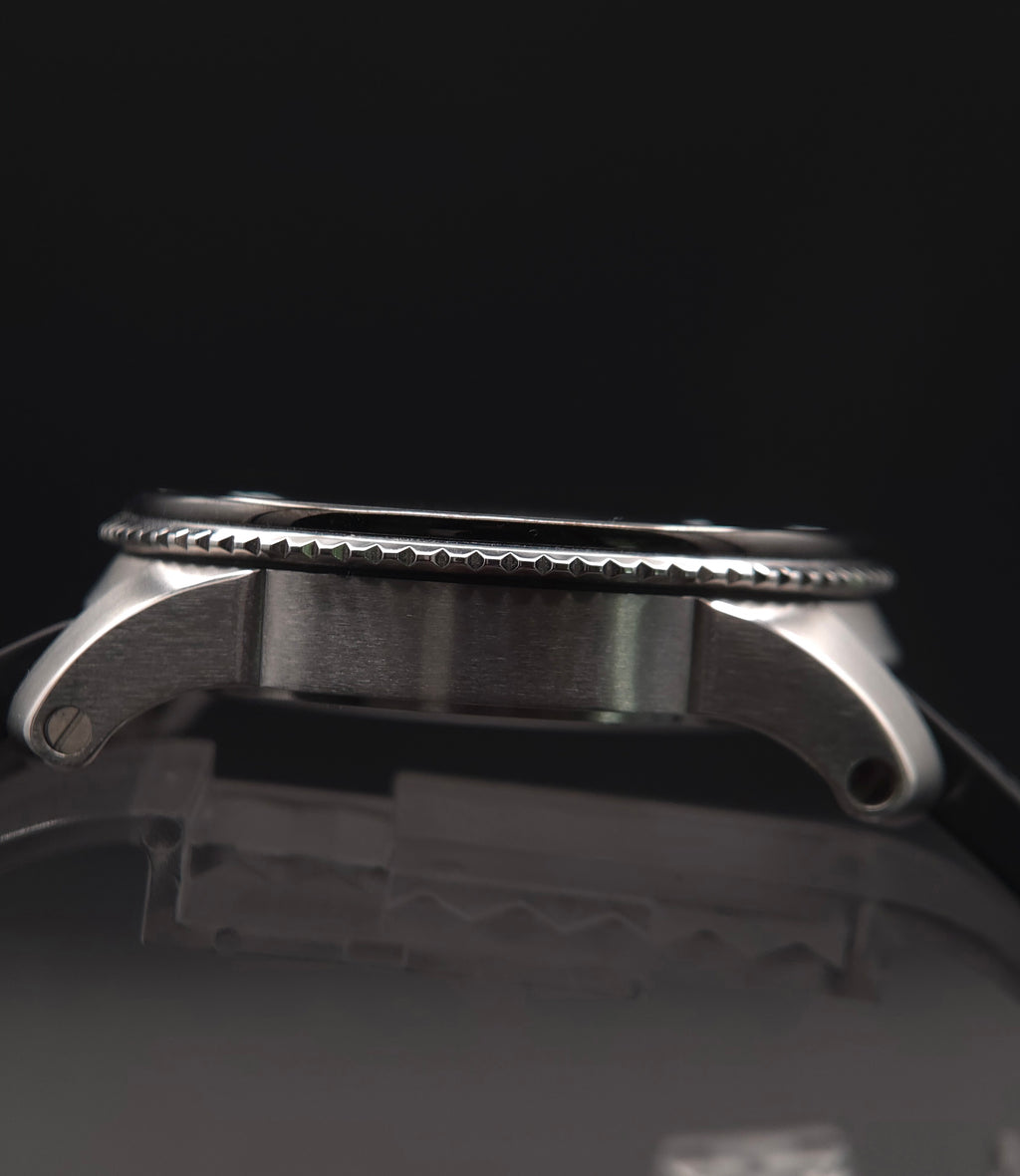 Cartier Calibre de Cartier Diver 42mm Steel Black Dial – Ref. W7100056 (2017 Full Set)