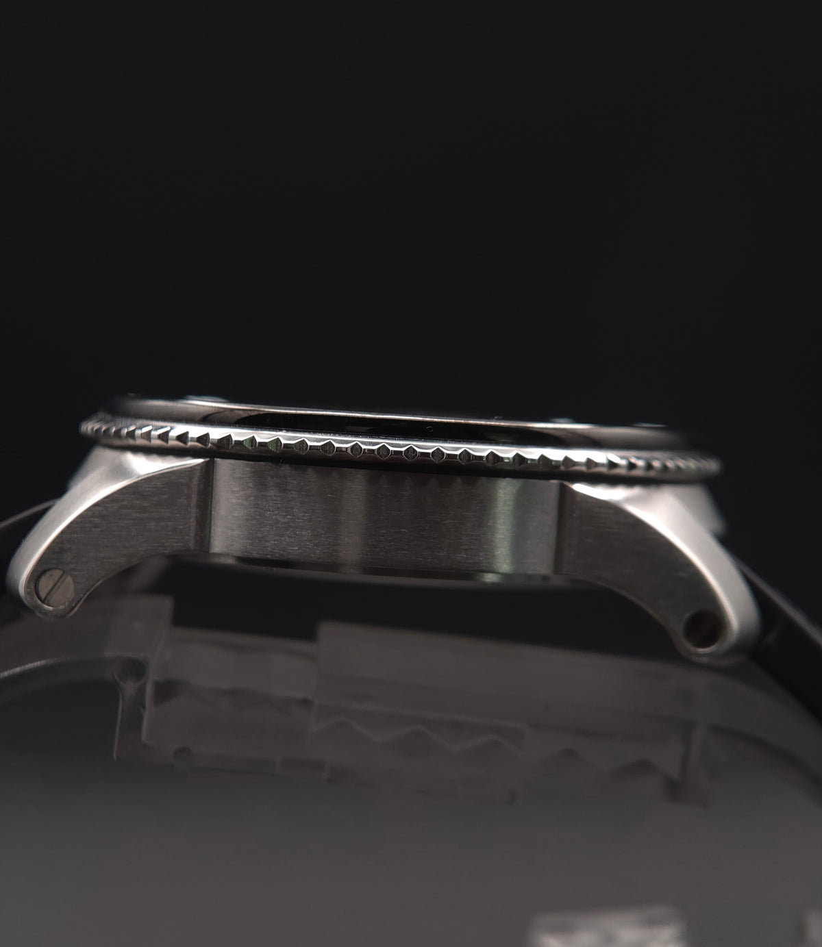 Cartier Calibre de Cartier Diver 42mm Steel Black Dial – Ref. W7100056 (2017 Full Set)
