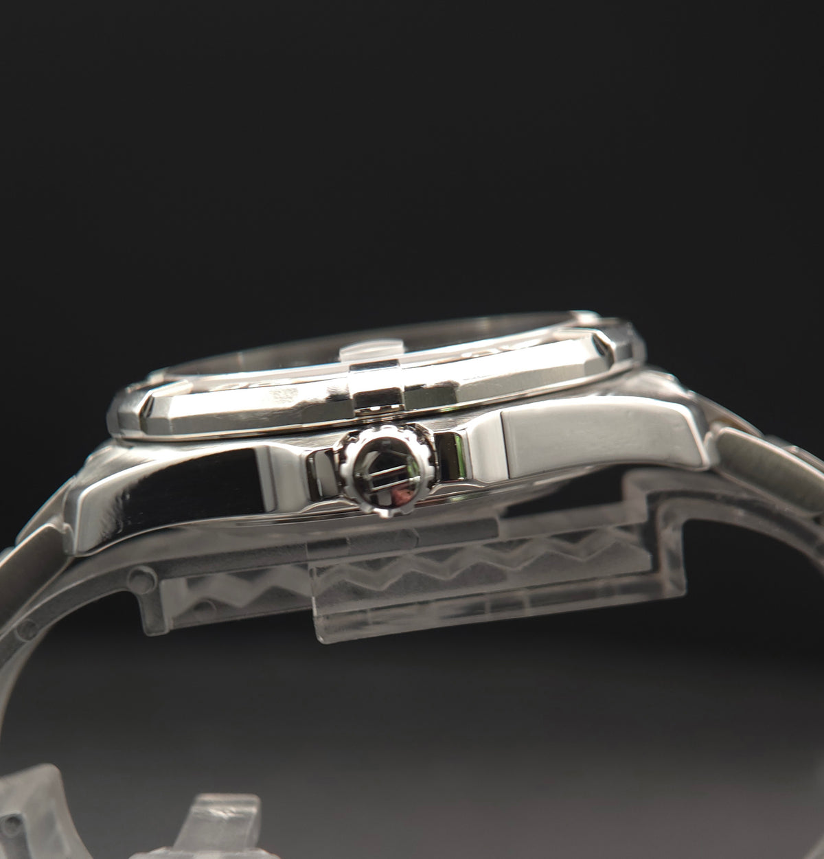TAG Heuer Aquaracer 41mm "Amami Oshima" Limited Edition Ref. WBD2117.BA0928 (#118/500) – Box & Card