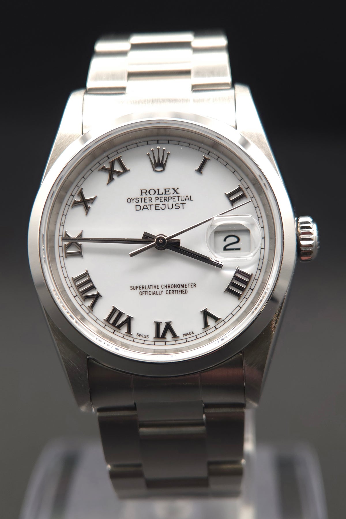 Rolex Datejust 36mm White Dial Applied Roman Numerals Smooth Bezel Ref. 16200 (Y-Serial)