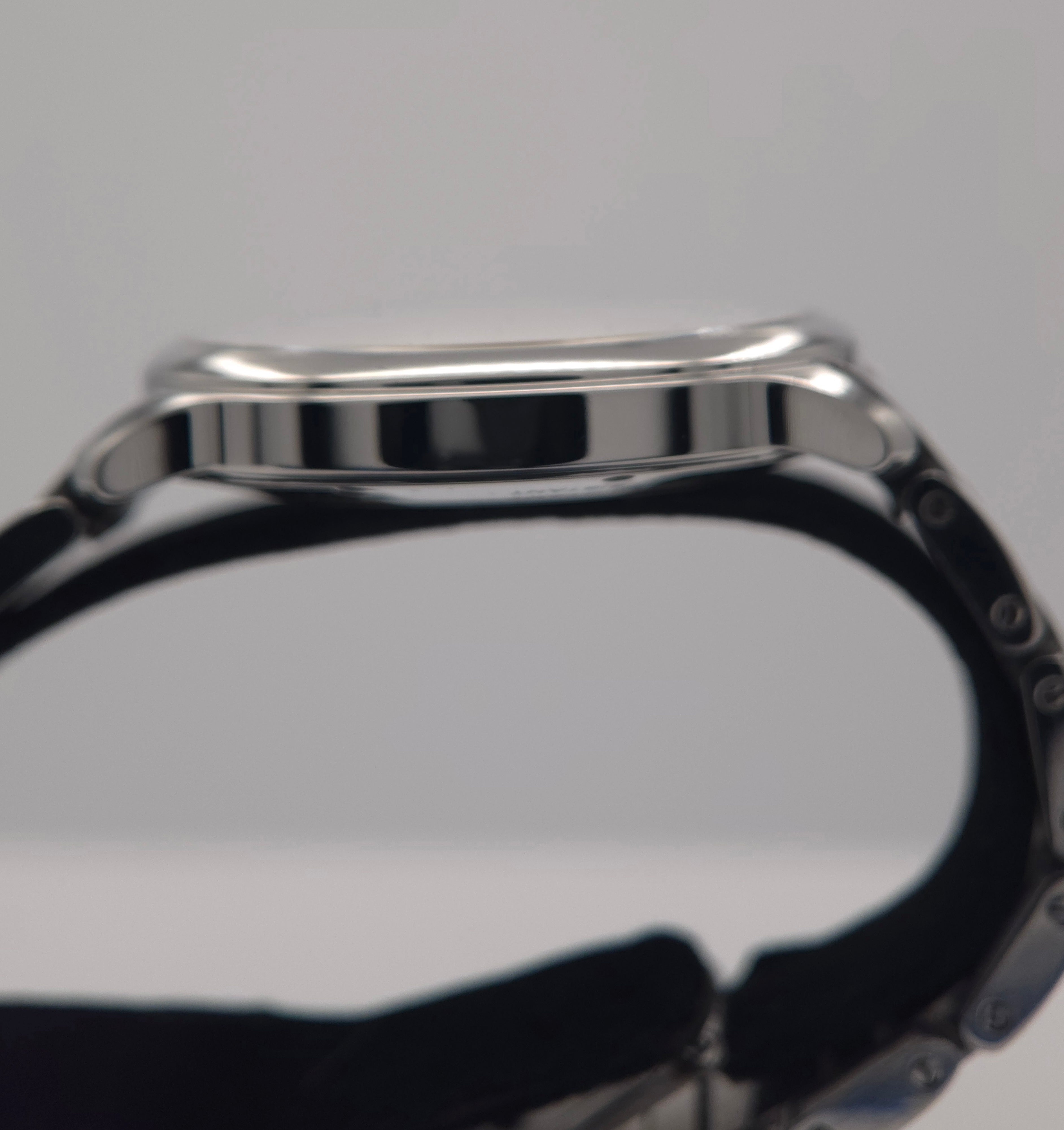 Cartier Ronde Must de Cartier 40mm White Dial WSRN0035 (2022 Warranty Card Only)