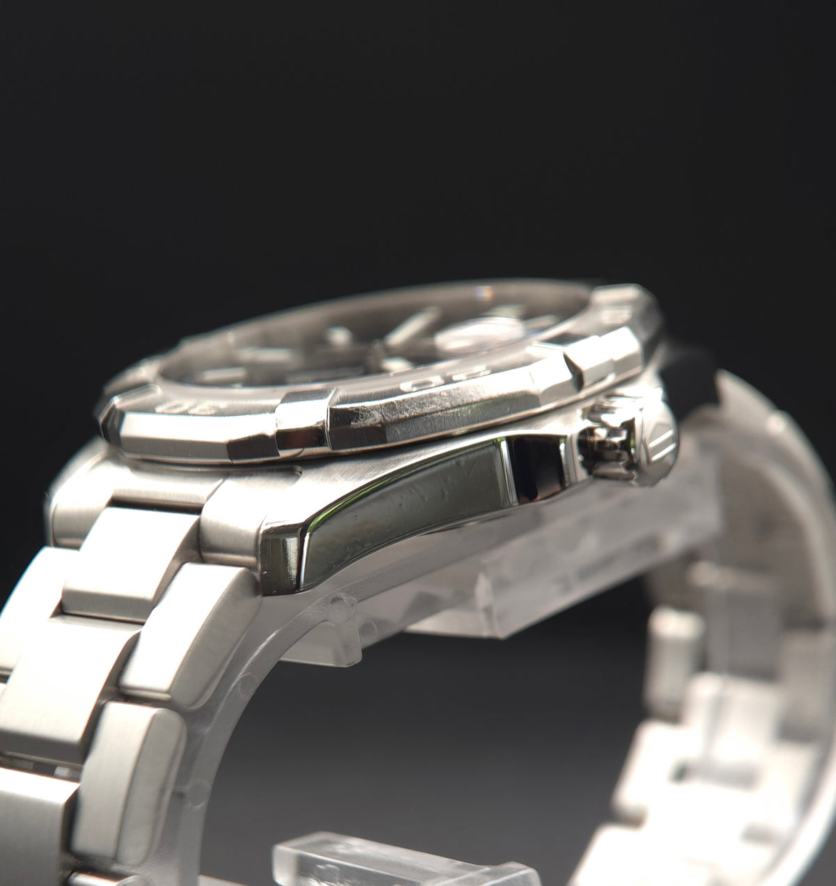TAG Heuer Aquaracer 41mm "Amami Oshima" Limited Edition Ref. WBD2117.BA0928 (#118/500) – Box & Card