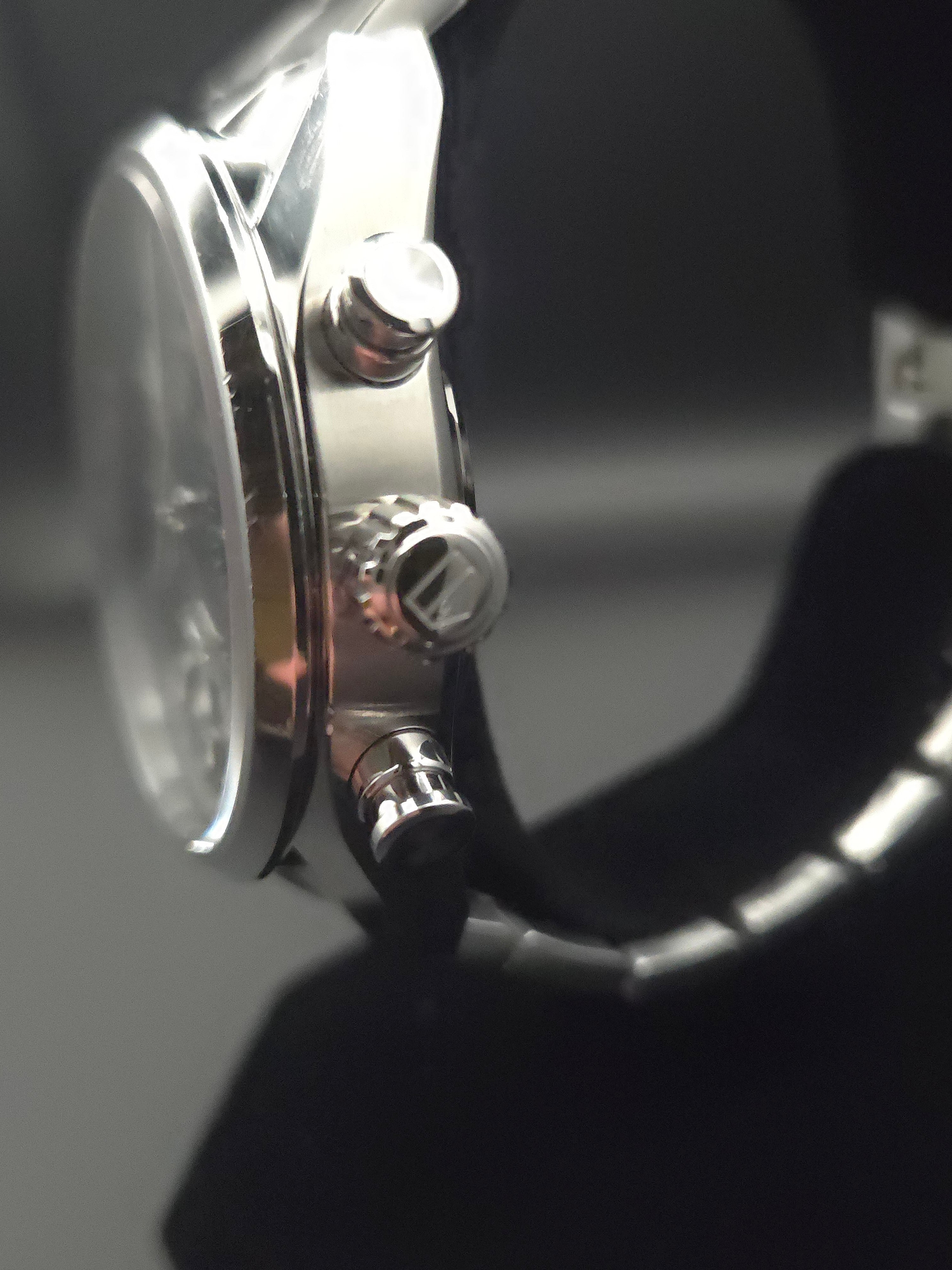 TAG Heuer Carrera Chronograph 42mm Black Dial Heuer 02 Full Set (Ref: CBN2010.BA0642)