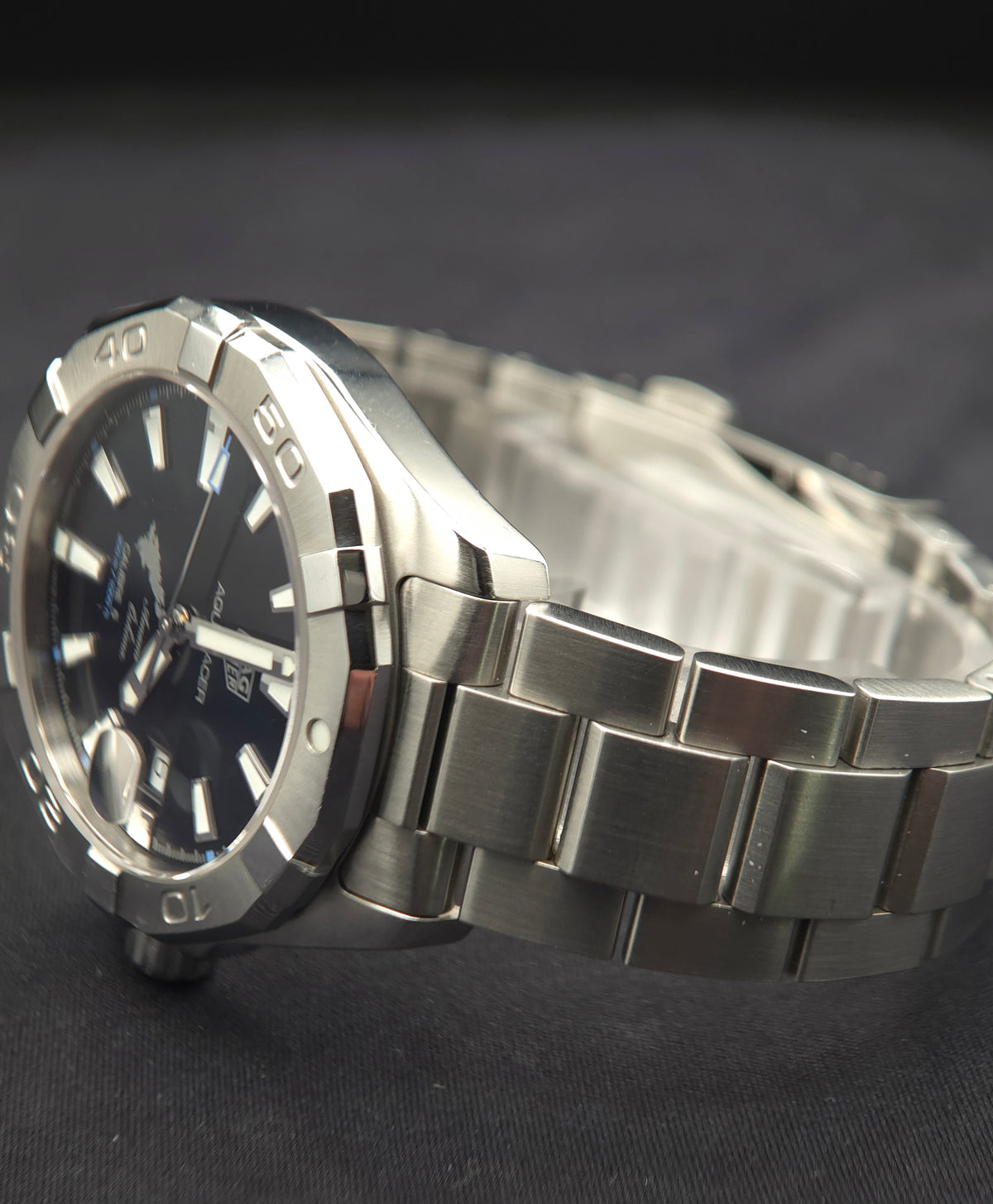 TAG Heuer Aquaracer 41mm "Amami Oshima" Limited Edition Ref. WBD2117.BA0928 (#118/500) – Box & Card