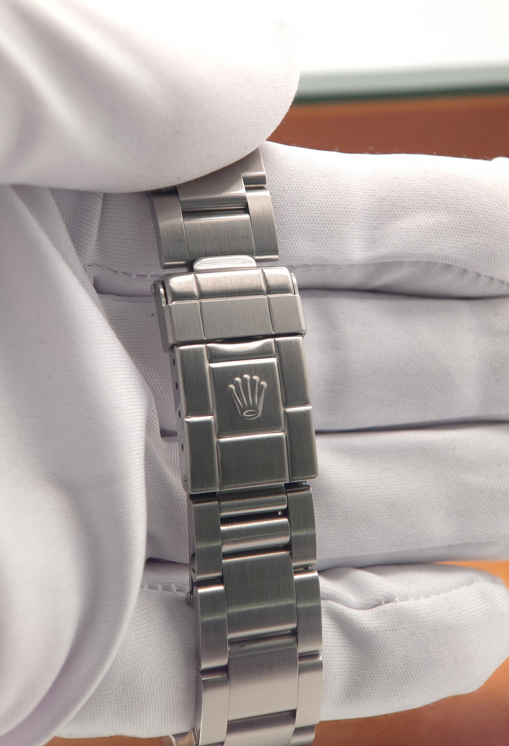 Rolex Explorer II 40mm 16570 Black Dial (July 2000 Full Set | A-Serial)