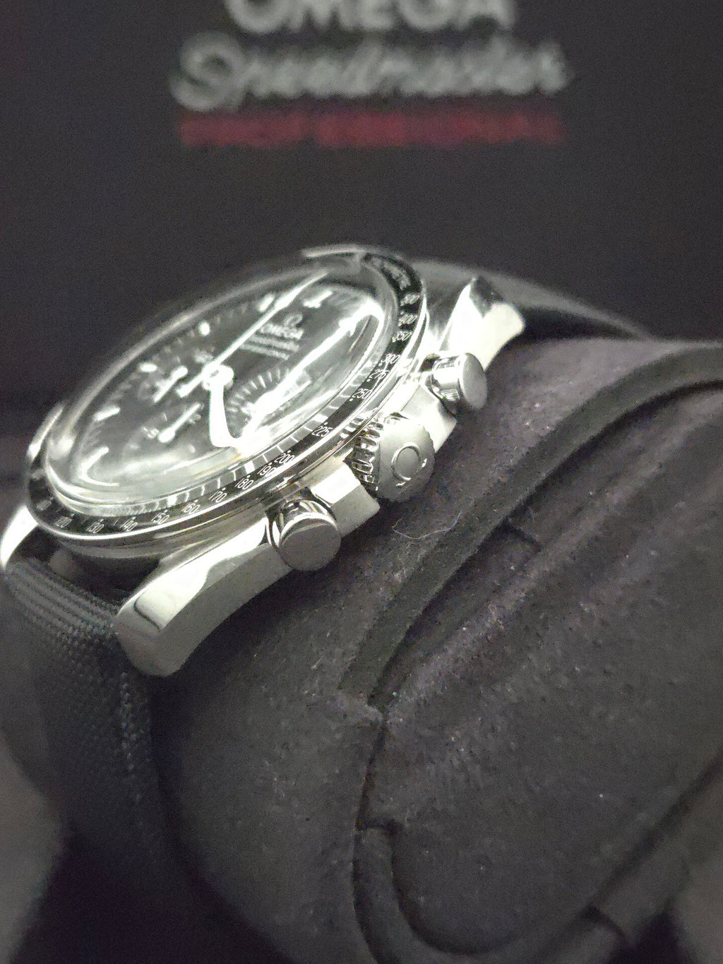 Omega Speedmaster Professional Moonwatch Hesalite 42mm Fabric Strap (Ref: 310.32.42.50.01.001) - Full Set